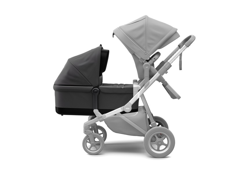 vanicka-thule-sleek-bassinet-charcoal-grey-65664-g2