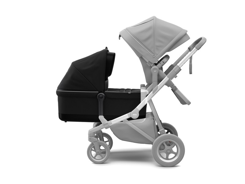vanicka-thule-sleek-bassinet-midnight-black-65663-g2